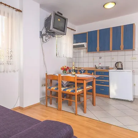 Apartment Cvita Sucic *